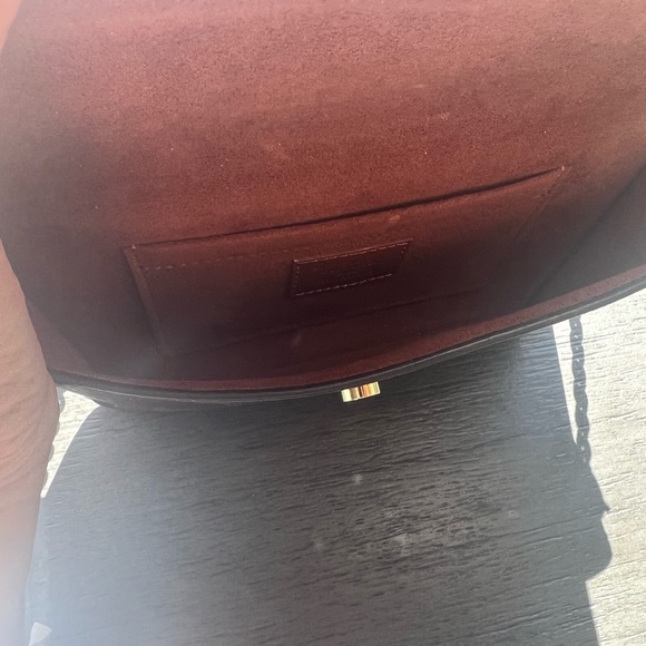 Louis Vuitton padlock on strap M80764 Caramel “Authentic “ - Picture 4 of 5